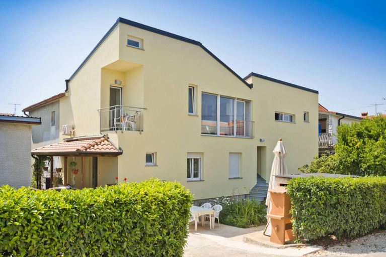 Others 2, Apartments Neno, Umag