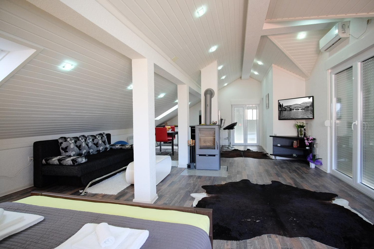 Others 4, Apartments Lovori-Lorbe, Trebinje