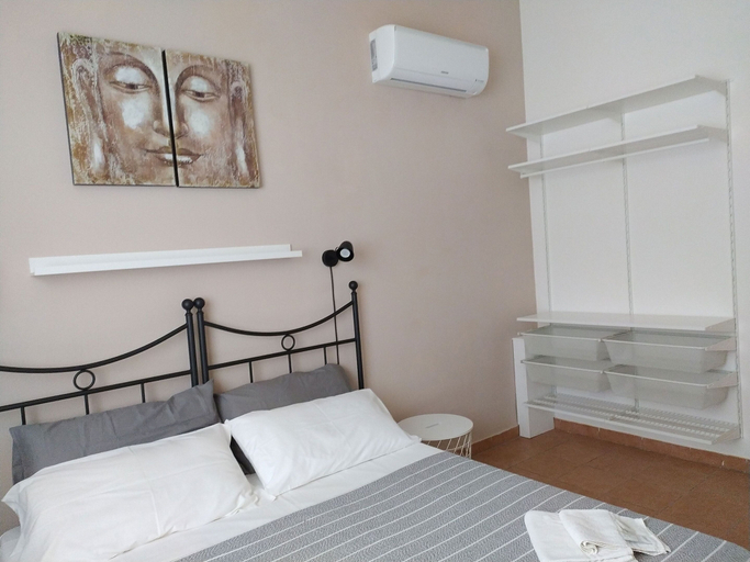 Bedroom 3, Guesthouse Pintadera, Sassari