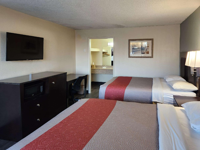 Bedroom 9