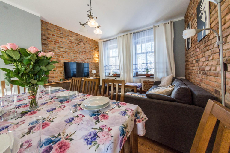Others 3, Apartamenty Izerskie - ul. Wczasowa 8, Lubań
