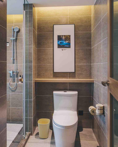 Bathroom 8