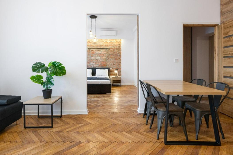 Others 5, Fancy Apartments with Lift and A/C, Kraków City
