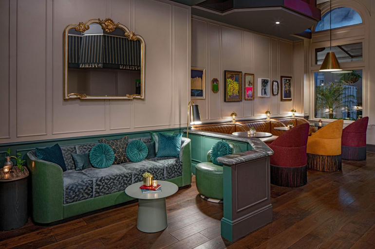 Food & Drinks 5, Pelham Hotel, Orleans
