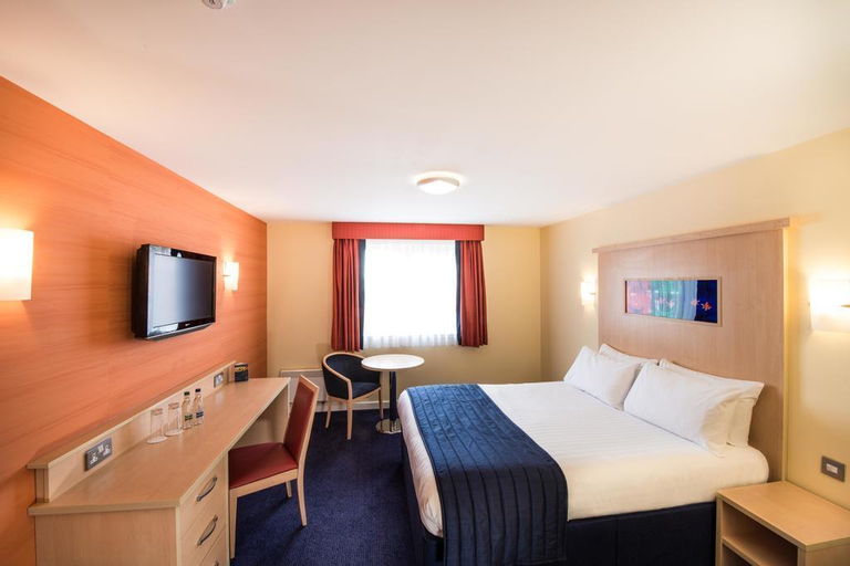 Bedroom 12