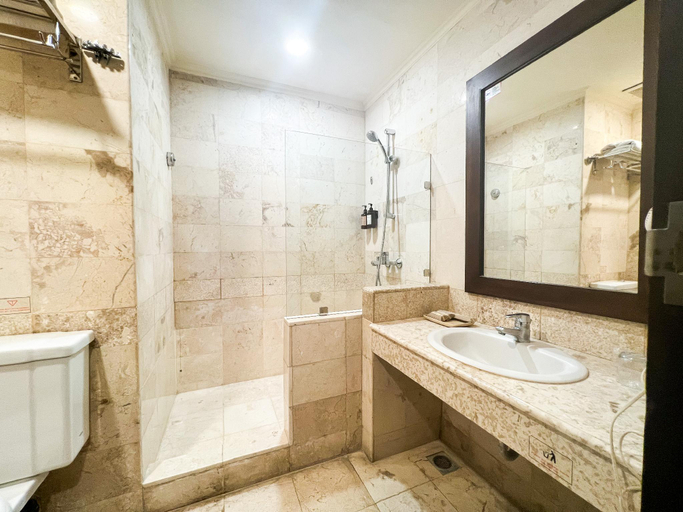 Bathroom 8