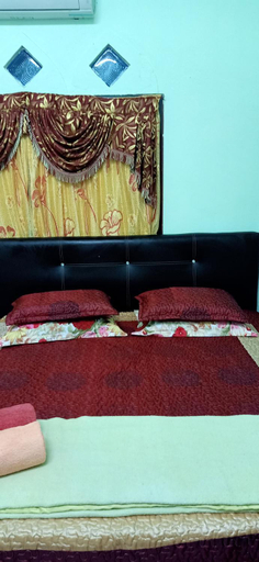 Bedroom 9