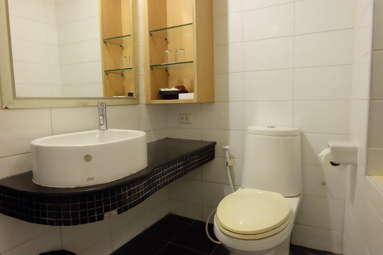 Bathroom 3
