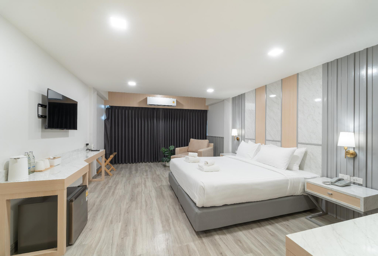Bedroom 6