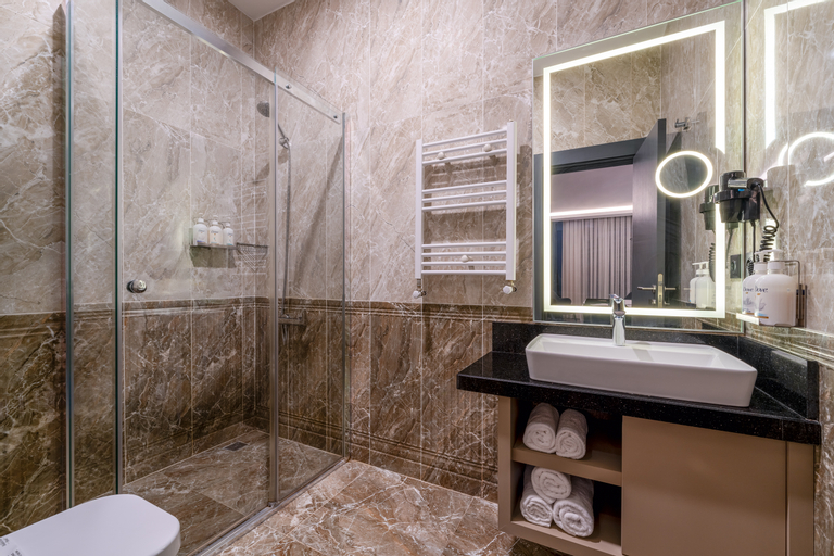 Bathroom 3