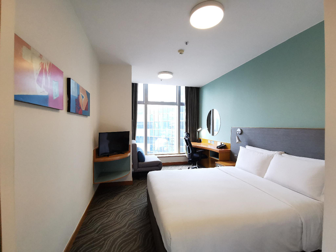 Bedroom 28
