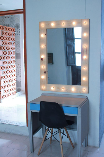 Facilities 2, Casa Tres Piedras, Vetagrande