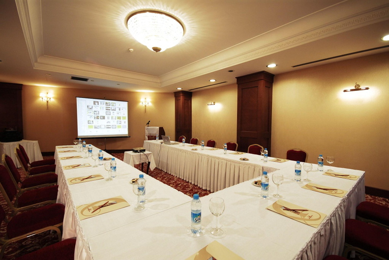 Business Facilities