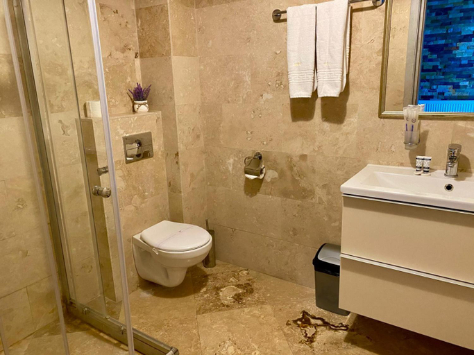 Bathroom 3, Mavboutique Villa, Tuzla