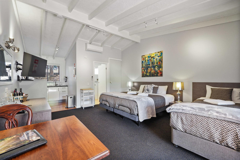 Bedroom 11