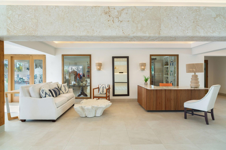 Public Area 4, The Sands at Grace Bay