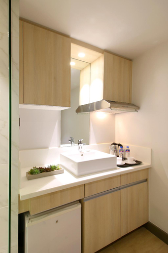 Bathroom 8