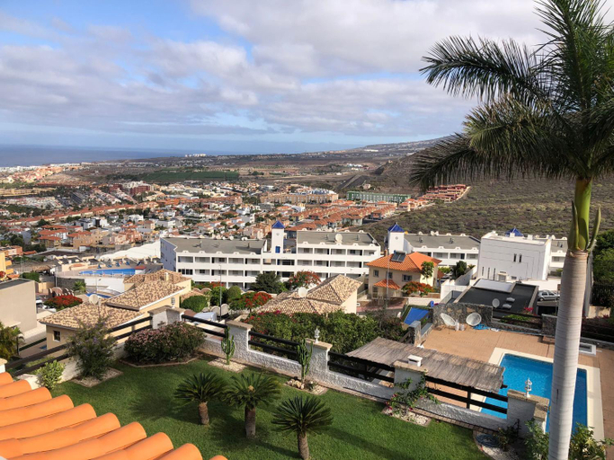 Others 5, Villa Marianna con piscina climatizada y barbacoa, Santa Cruz de Tenerife