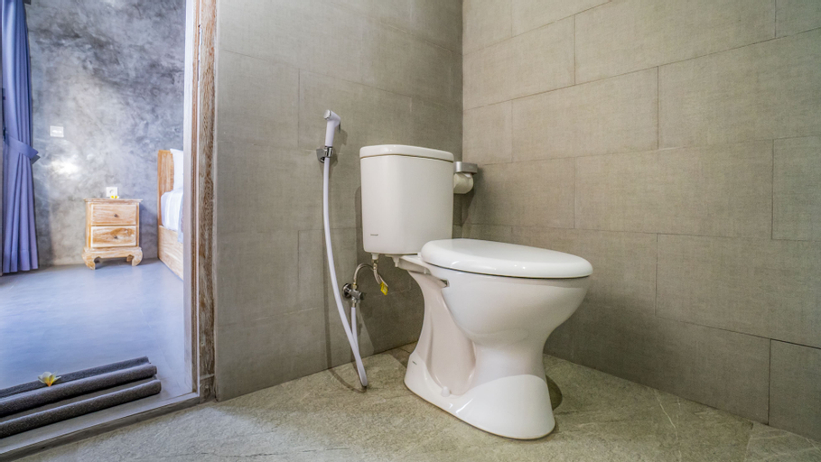 Bathroom 11