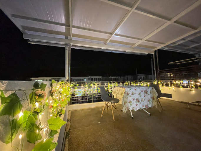 Food & Drinks, Homestay Balik Pulau, Barat Daya