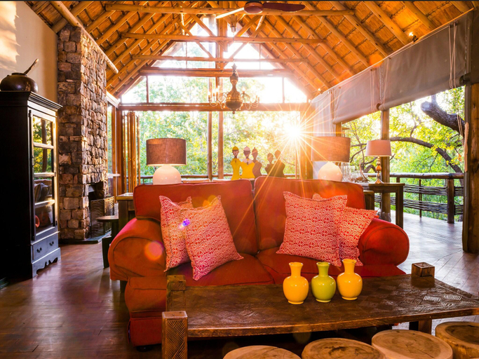 Public Area 2, aha Thakadu River Camp, Waterberg