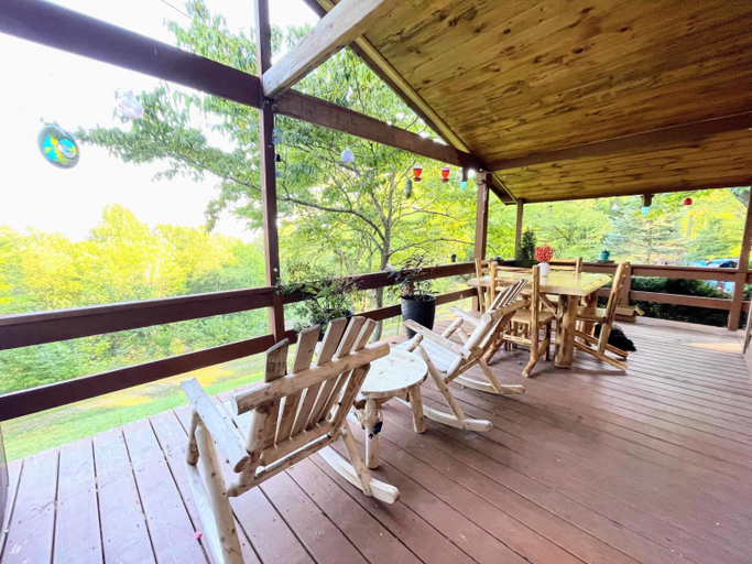 Facilities 2, Mountain Views #578, Jackson