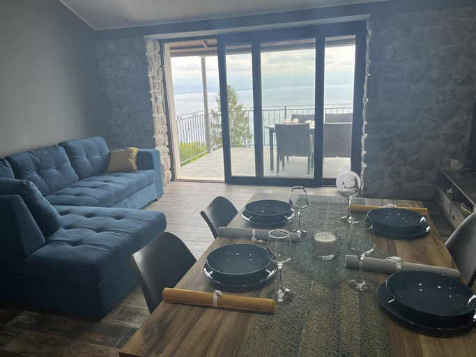 Others 5, Splendid Holiday Home With Panoramic Sea Views Moscenicka Draga, Mošćenička Draga