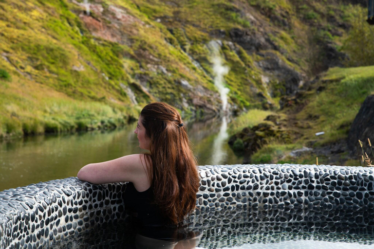 Sport & Beauty 5, Frost & Fire Guesthouse, Hveragerði
