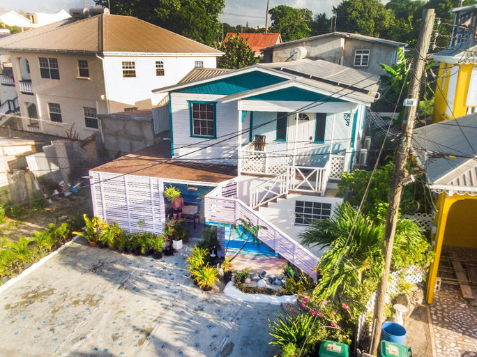 Others 2, Shama's Vacation Property