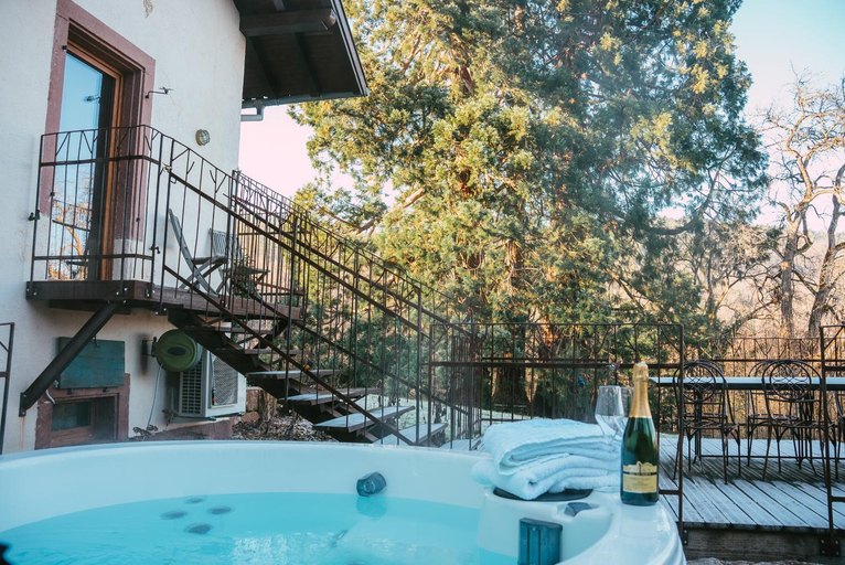 Sport & Beauty 2, Le Grand Petit Prince - Domaine de Charme - Jacuzzis privatifs, Haut-Rhin
