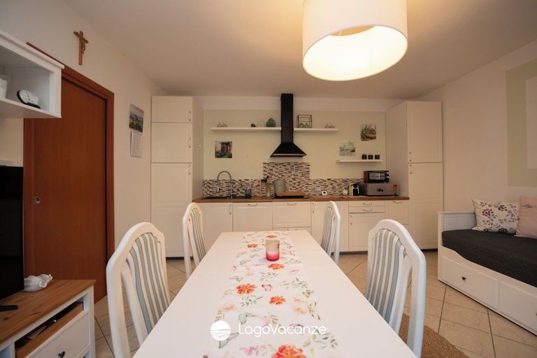 Others 5, Villaggio Tavaredo - App. 02, Brescia