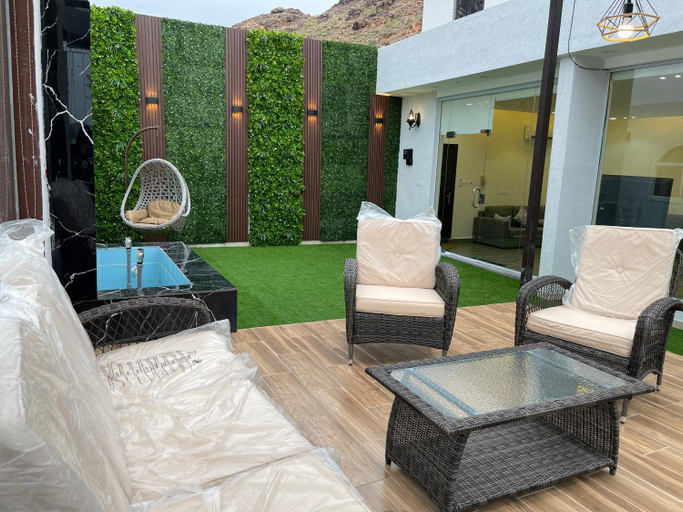 Garden, Luxury OVO Roof Villa, Taif
