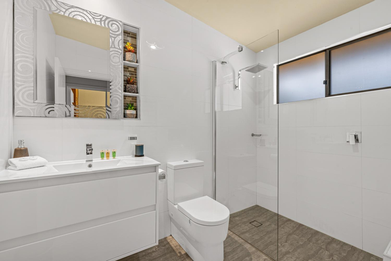 Bedroom 3, Footprints in the Sand, Silver Sands Beach House, Adelaide