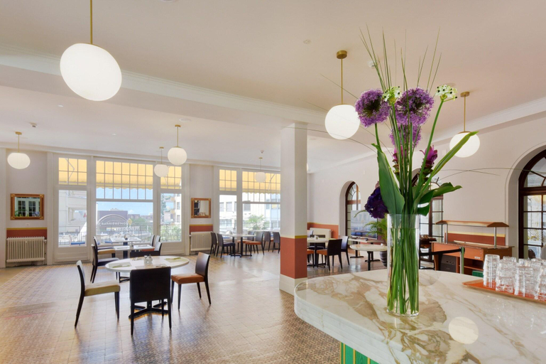 Public Area 4, J5 Hotels Helvetie Montreux, Pays-d'Enhaut