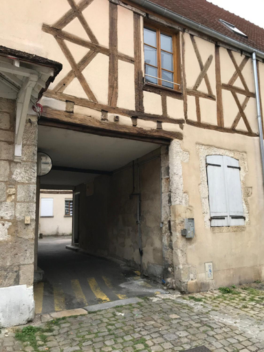 Exterior 10