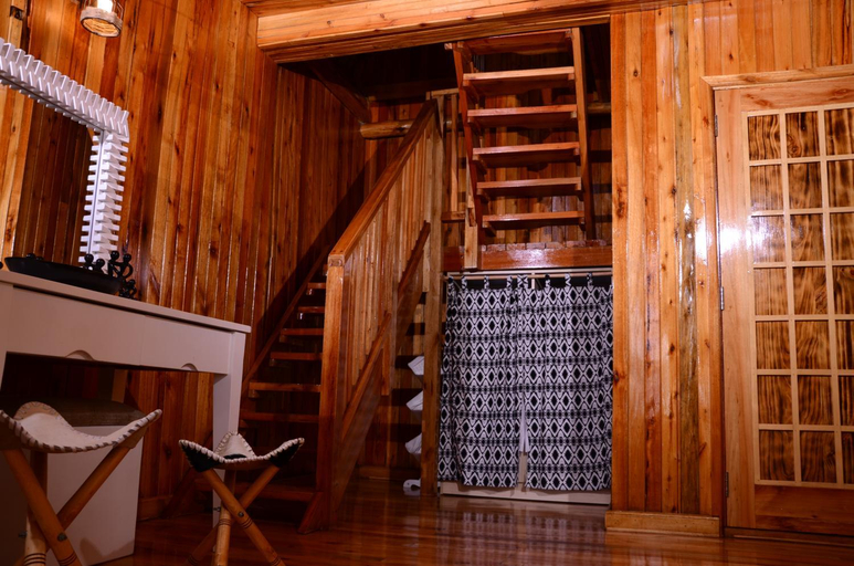 Others 5, Pelican Lodge & Marina, Entebbe