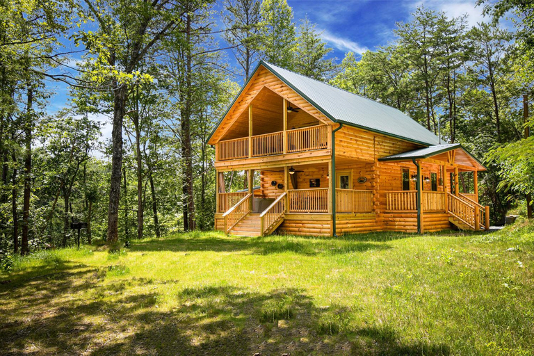 Others 4, Gatlinburg - Honeymoon Hideaway, Sevier