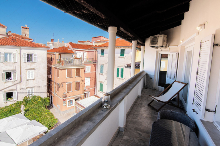 Others 1, Portadomo Penthouse, Piran