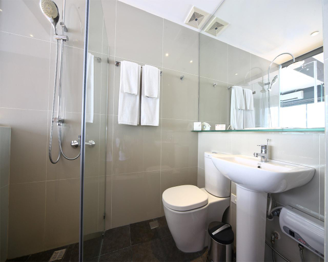 Bathroom 15