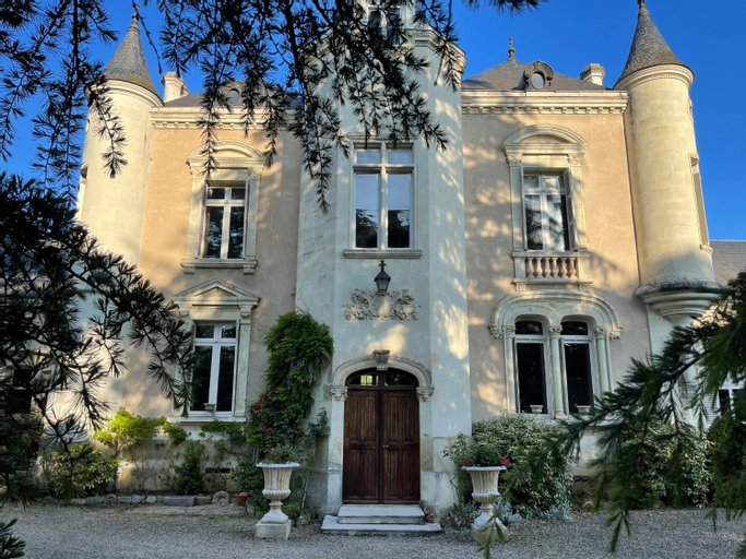 Le Chateau de Leugny, Deux-Sèvres