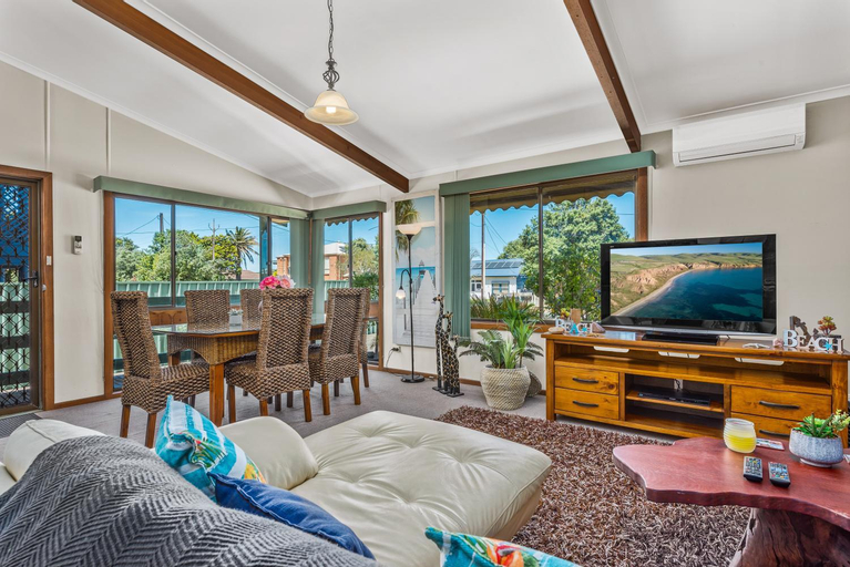 Others 5, Footprints in the Sand, Silver Sands Beach House, Adelaide