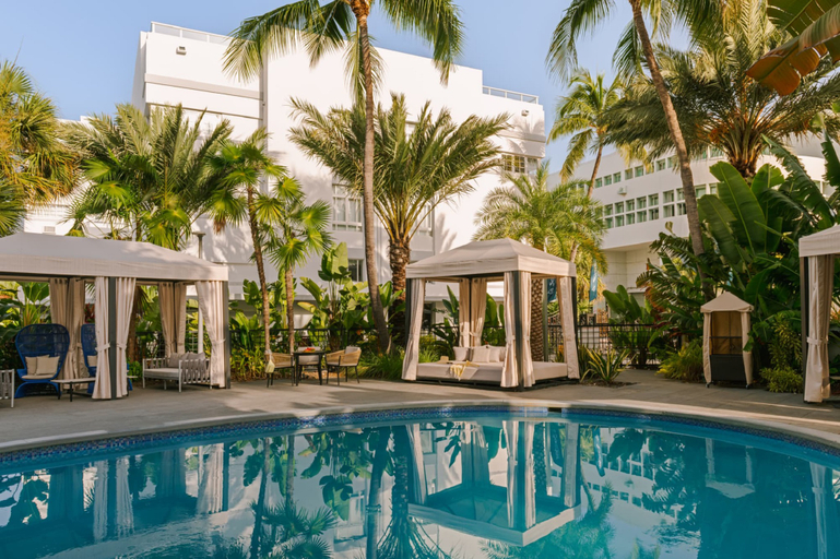 Sport & Beauty 2, Kenmore Village Hotel, South Beach, Miami-Dade