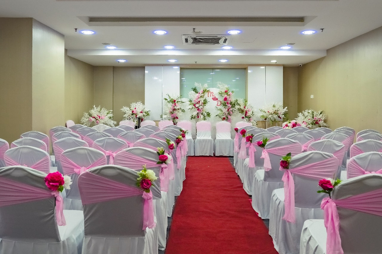 Business Facilities 27