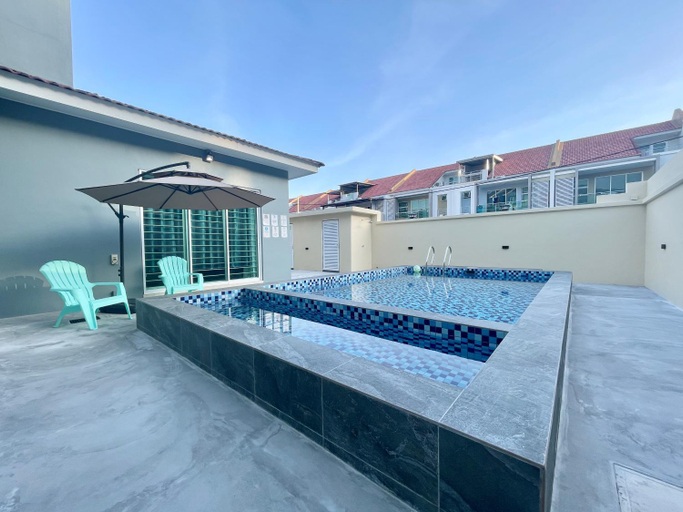 Swimming Pool 17
