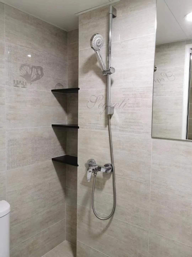 Bathroom 5