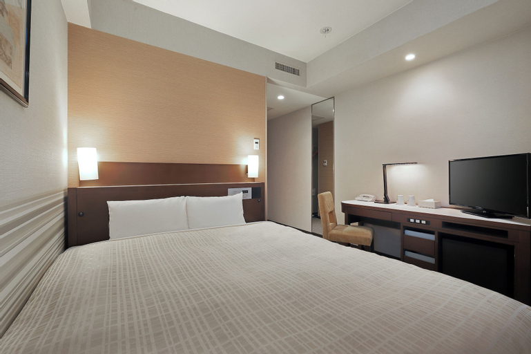 Bedroom 12