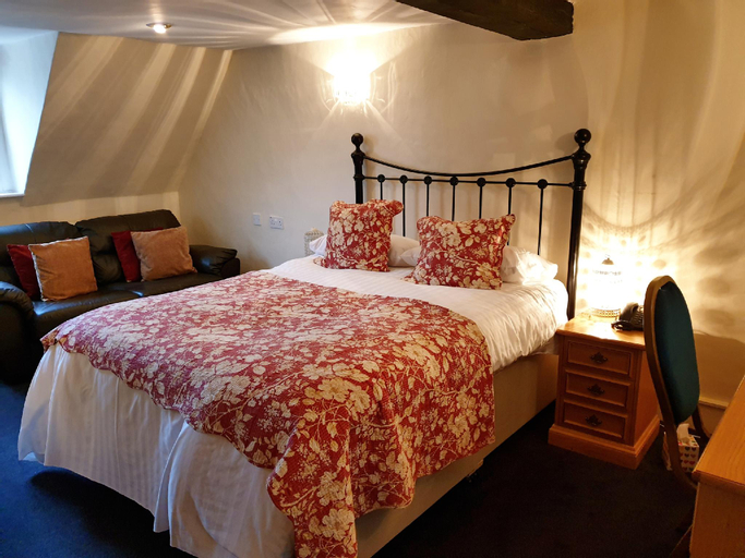 Bedroom 8