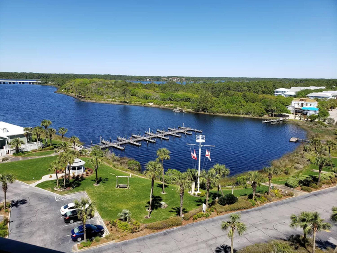 Others 5, Pinnacle Port Beach Resort, Bay