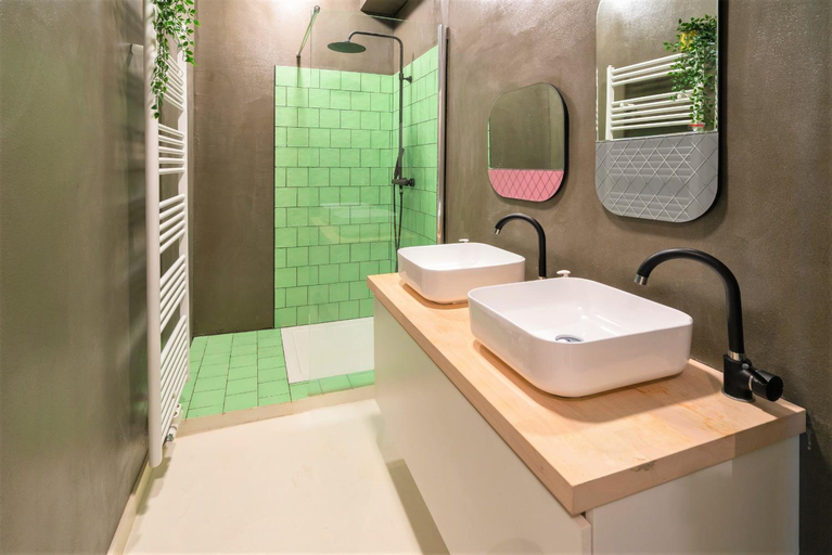 Bathroom 4, Antwerp Central Residence, Antwerpen