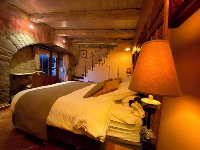Bedroom 4, Maison des Etoiles, Aveyron